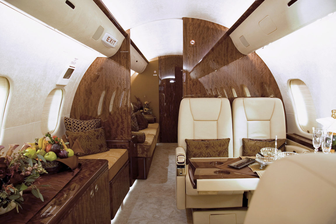 Bombardier Global 5000 - ArcosJet